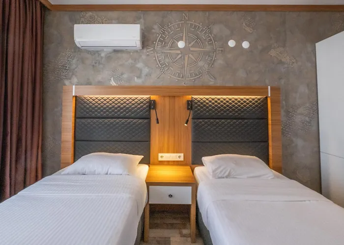 Sunday Hotel