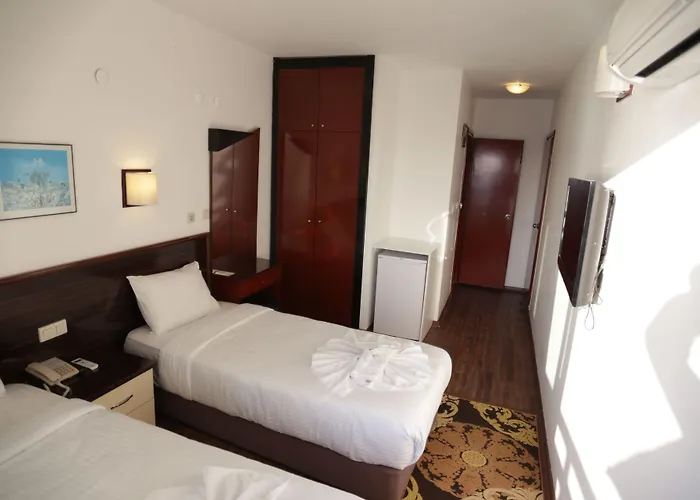 Hotel Sunday