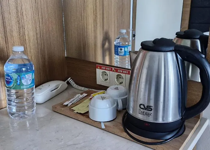 Sunday Hotel
