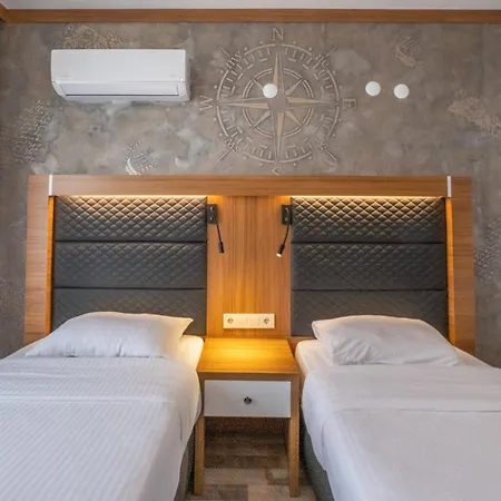 Sunday Hotel