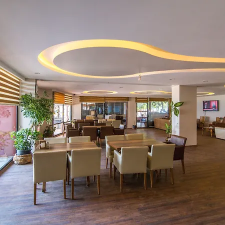 Sunday Hotel 3*