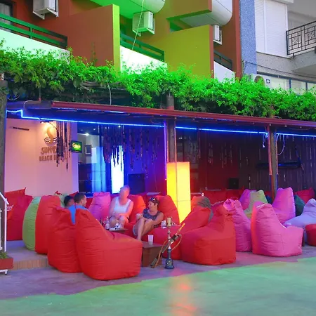 Sunday Hotel